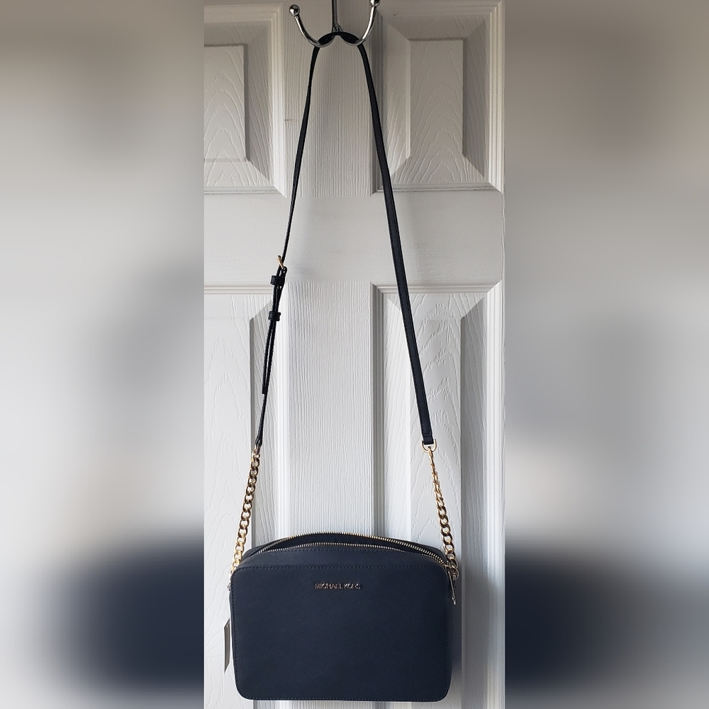 NWT Michael Kors Crossbody Jet Set - Picture 7 of 8